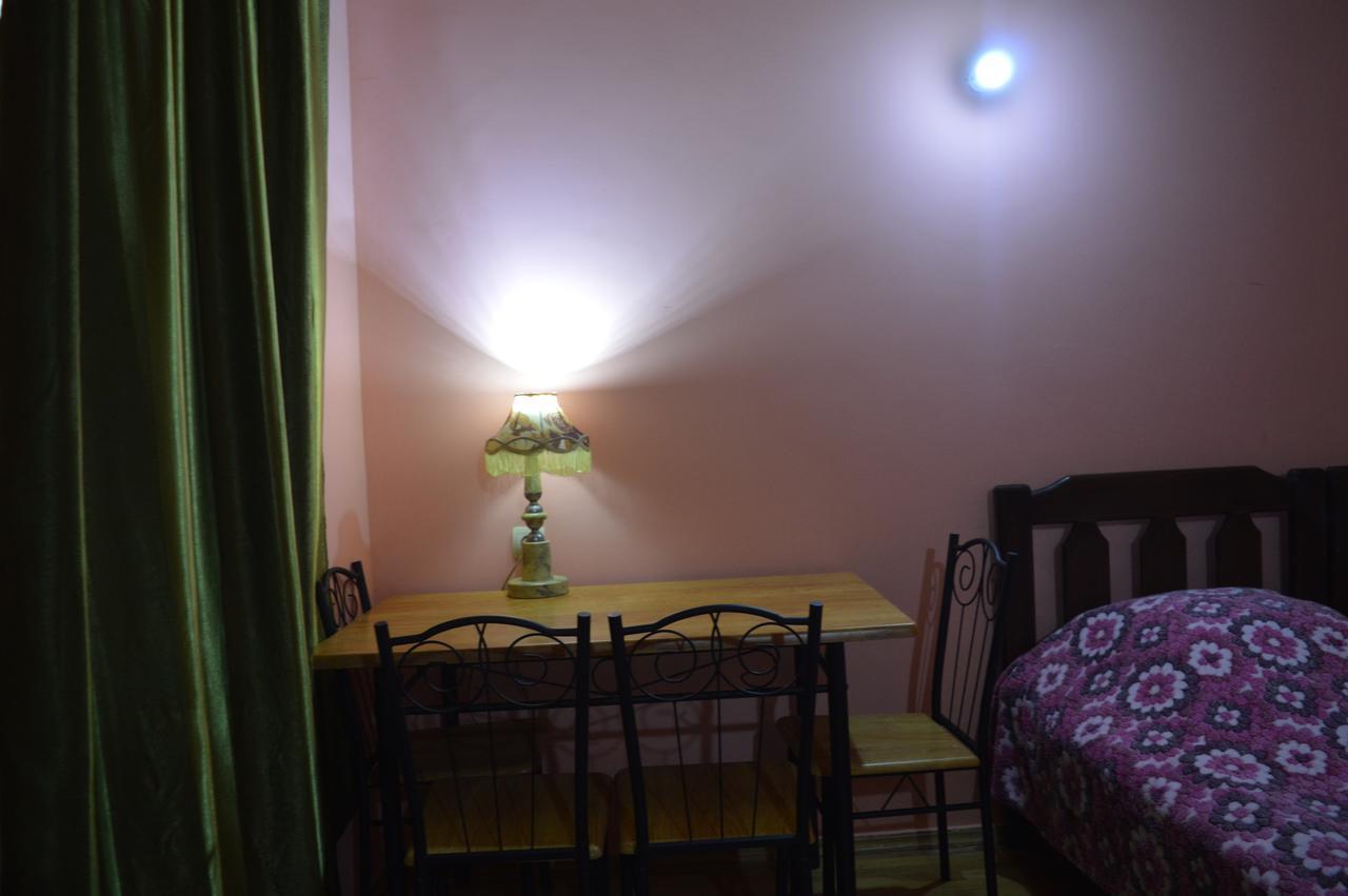 Vintage House 19 Century Apartamento Tbilisi Exterior foto